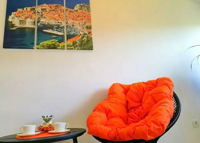 Kola Apartament Banići