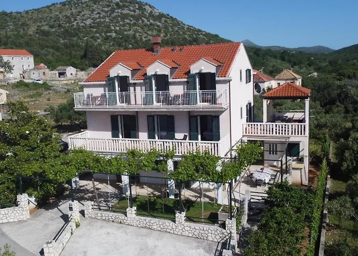 Apartment Kola